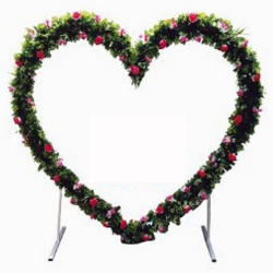 Heart Shape Selfi Stand -7 FT X 8 FT - Made of Iron & Plastic