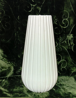 Omega Pot (24 Inch) White