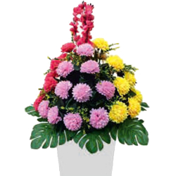 Artificial Flower Pillar Bouquet - Made of Plastic